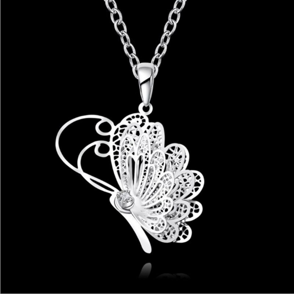 ❤️4 for $20 Sale❤️ Silver butterfly necklace - Picture 4 of 4